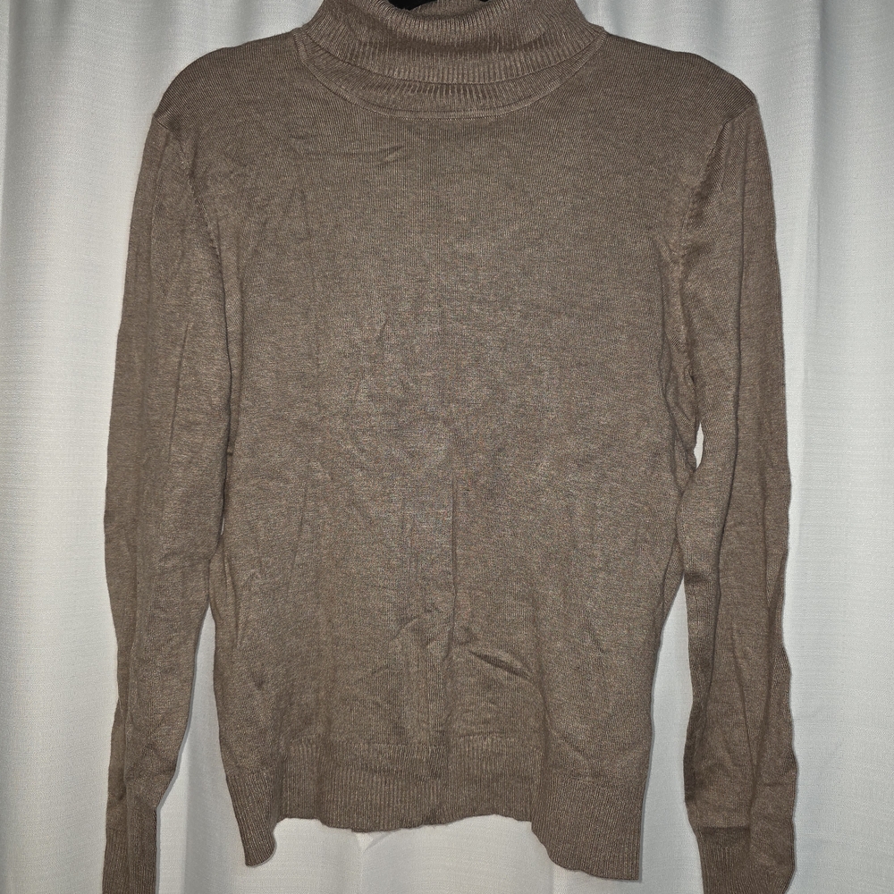Grace Women's Brown Turtleneck Sweater